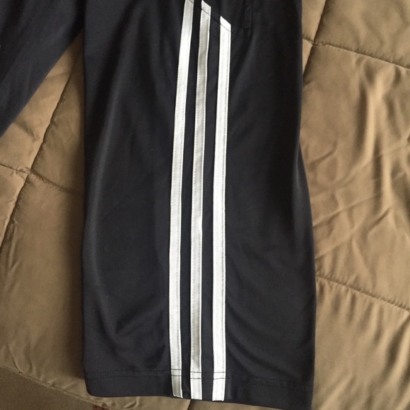 Adidas Cropped Pants - Picture 8 of 8